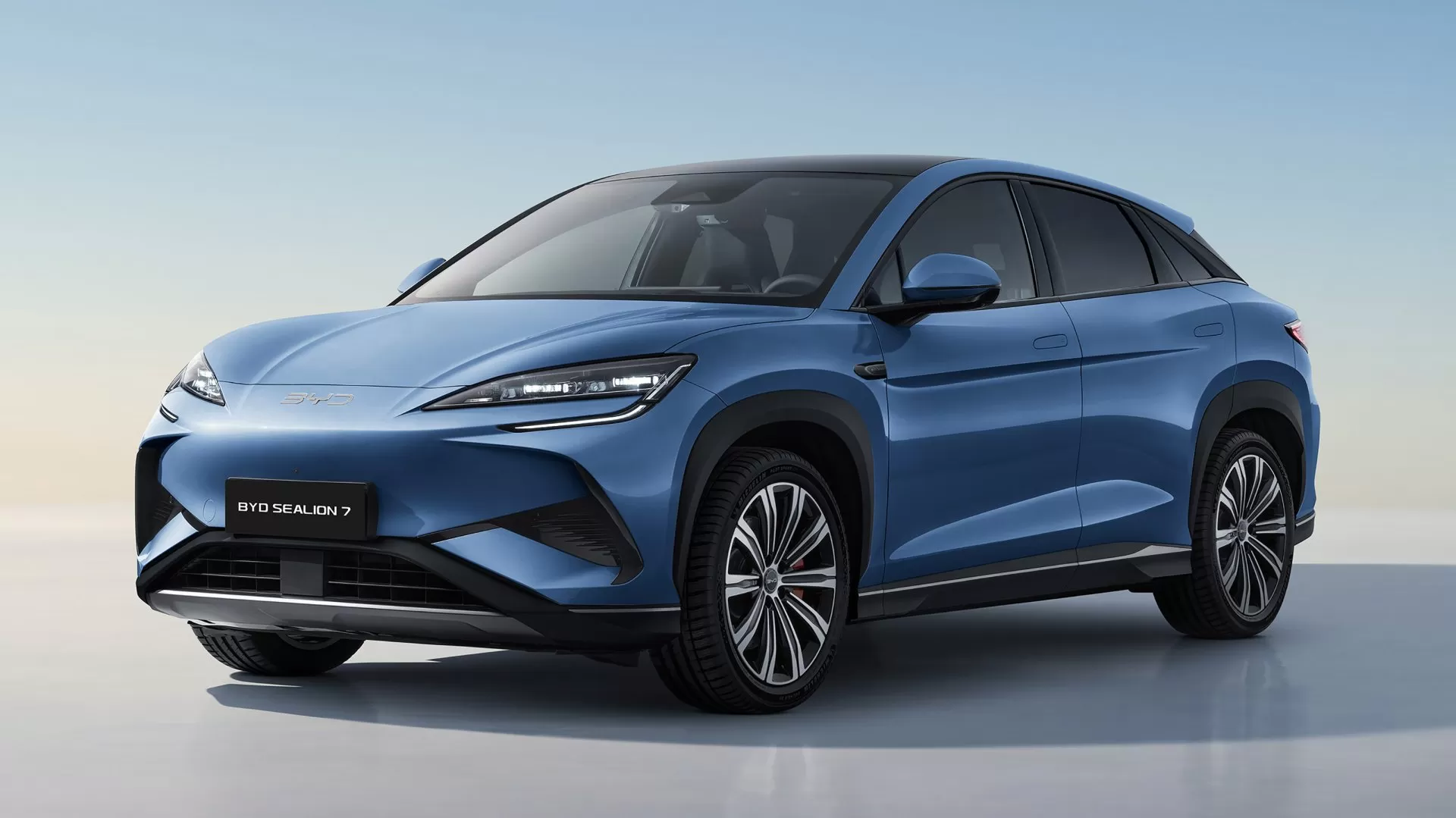 BYD'nin Yeni Hamlesi Dengeleri Değiştirecek mi? SEALION 7 ve ATTO 2 ile Tanışın